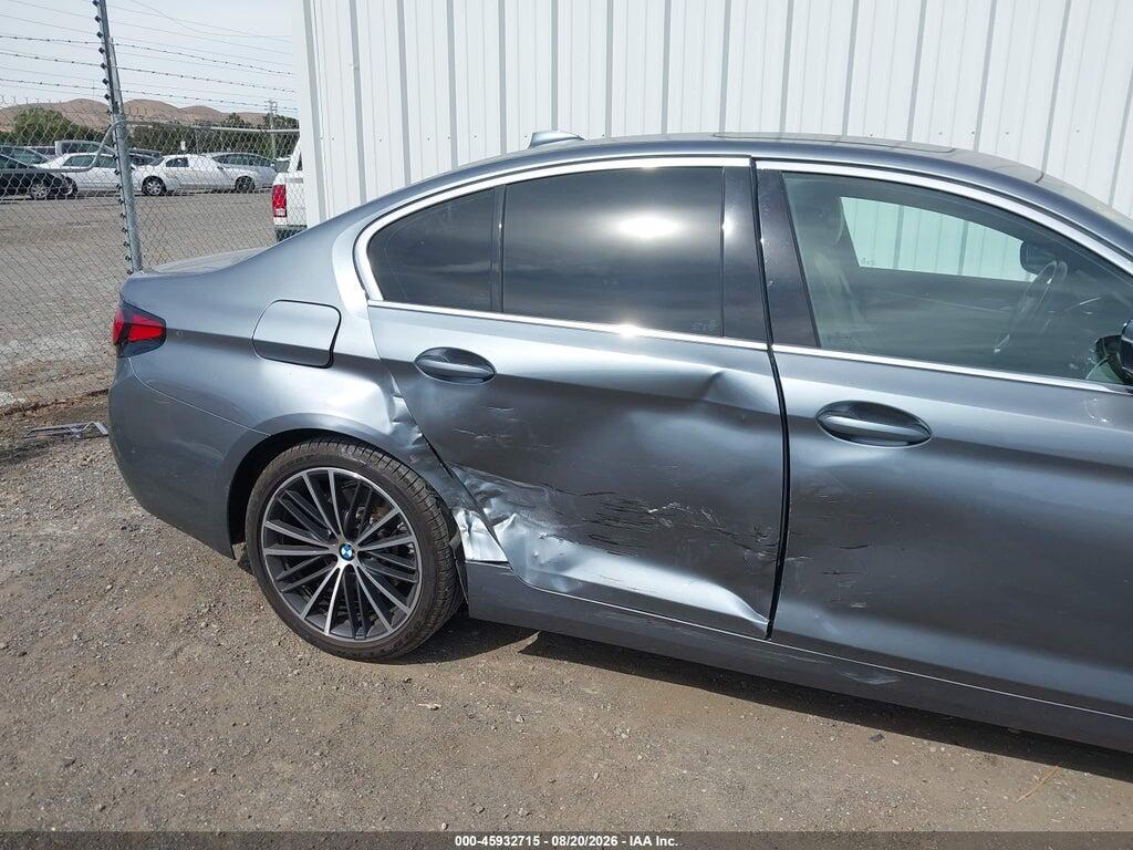 WBA13AG00MCF82077 2021 BMW 530E photo no. 6