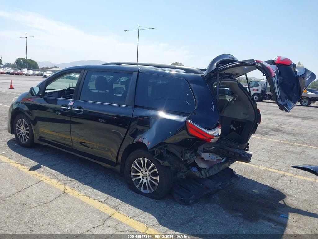 5TDYZ3DC4LS064008 2020 TOYOTA SIENNA photo no. 3