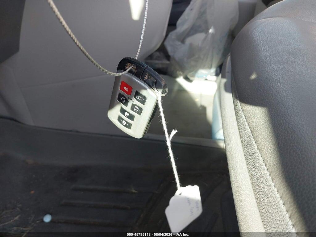 5TDYZ3DC0LS022211 2020 TOYOTA SIENNA photo no. 11