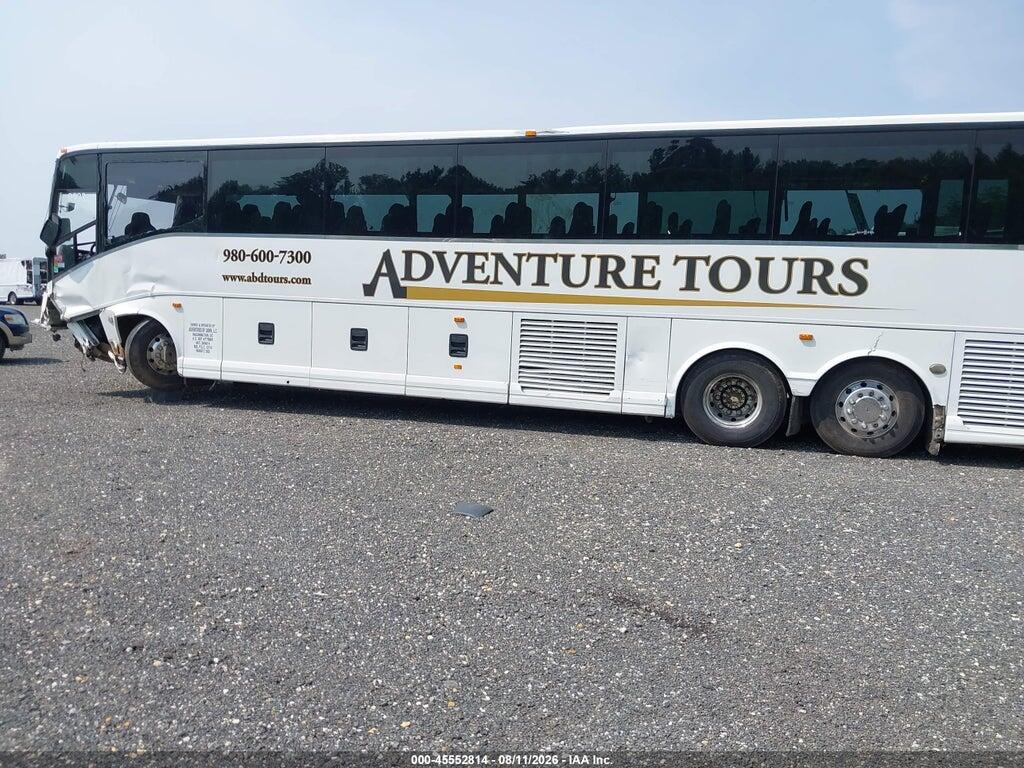 YE2CC2BB1E2046369 2014 VAN HOOL C2045 photo no. 3