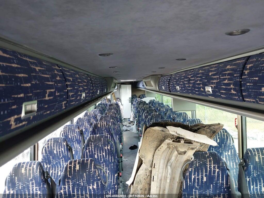YE2CC2BB1E2046369 2014 VAN HOOL C2045 photo no. 8