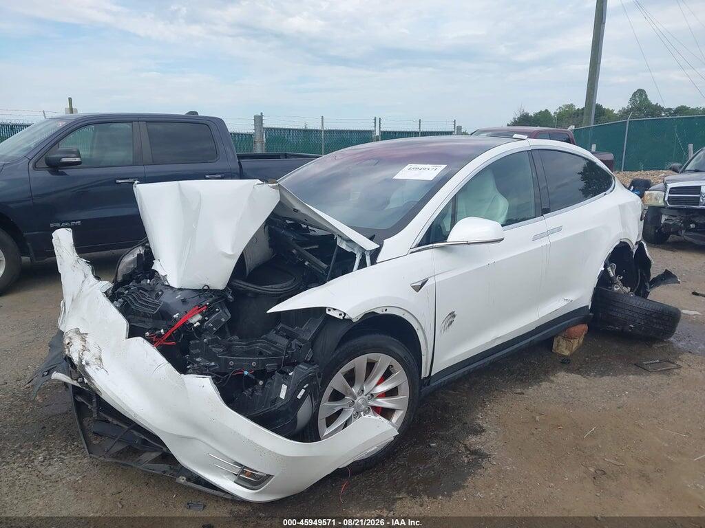 5YJXCBE49KF211795 2019 TESLA MODEL X photo no. 2