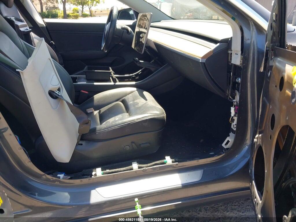 5YJ3E1EA7KF447435 2019 TESLA MODEL 3 photo no. 5