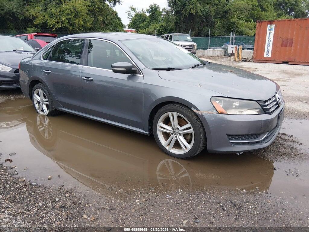 2014 VOLKSWAGEN PASSAT 1VWBP7A30EC001836