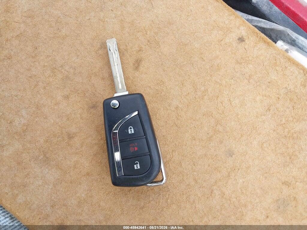 NMTKHMBX4KR095731 2019 TOYOTA C-HR photo no. 11