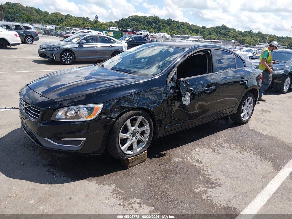 YV1612FS2E1284335 2014 VOLVO S60 photo no. 2