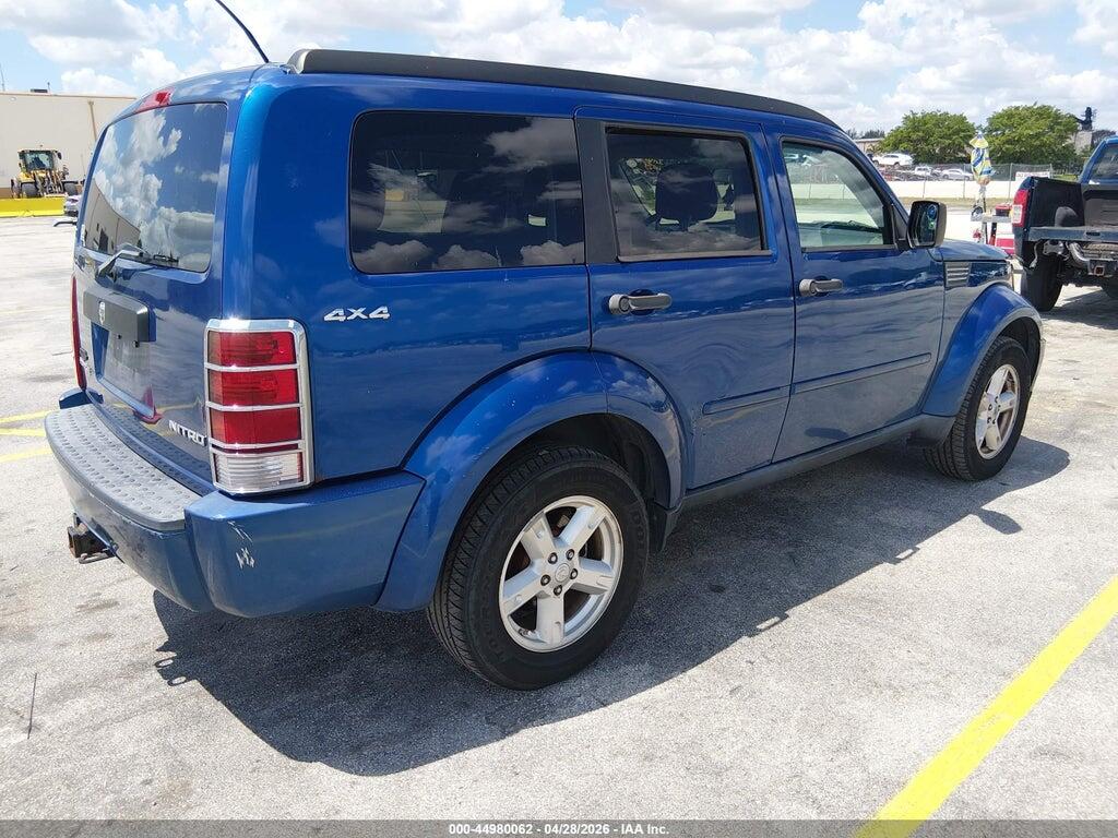2010 DODGE NITRO SE — Фото 4 из 11