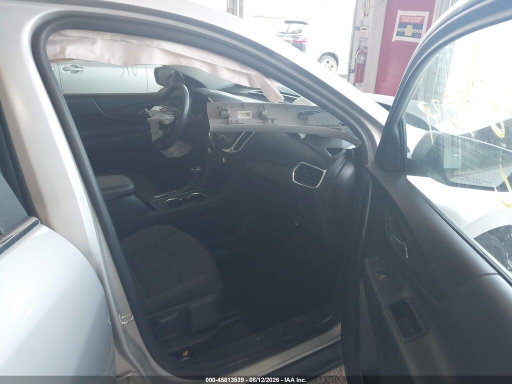 2GNAXUEV1M6110698 2021 CHEVROLET EQUINOX photo no. 5