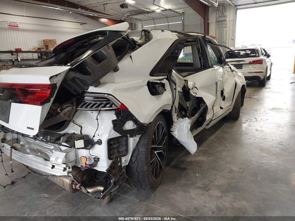 WA1EVBF11PD022024 2023 AUDI Q8 photo no. 12