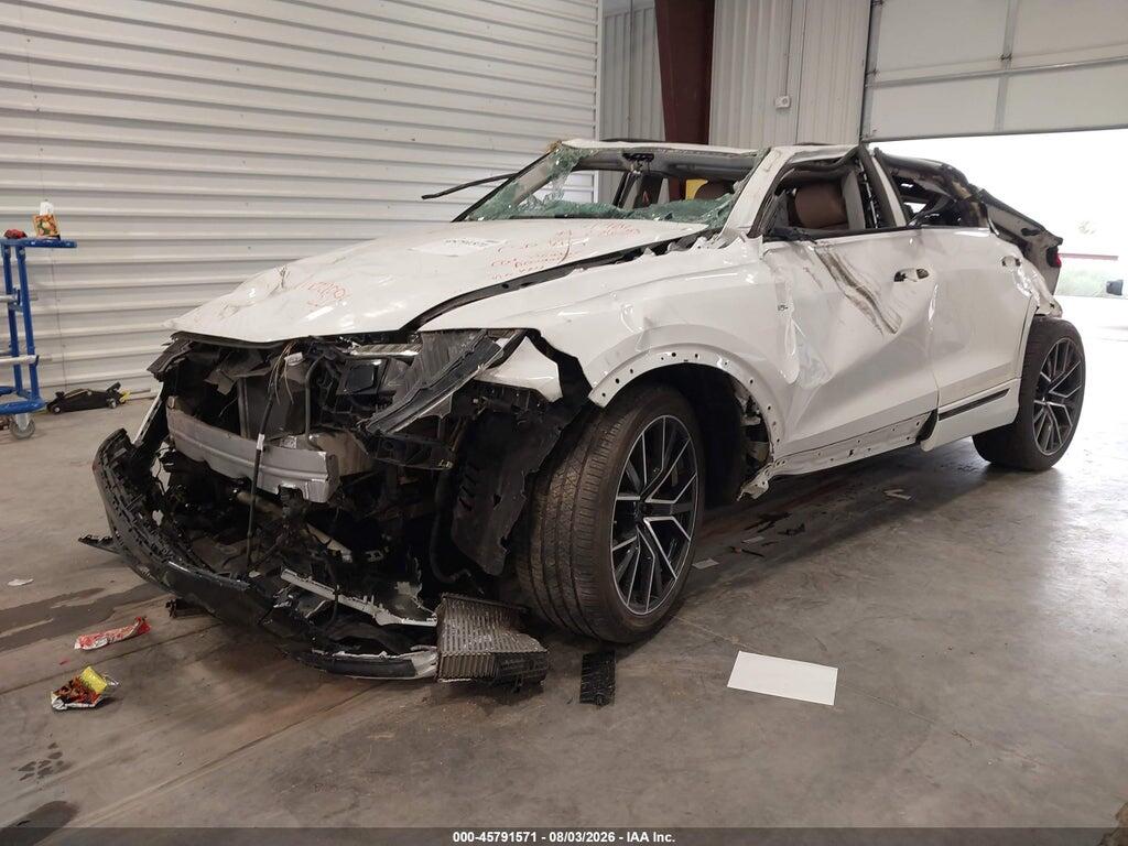 WA1EVBF11PD022024 2023 AUDI Q8 photo no. 2