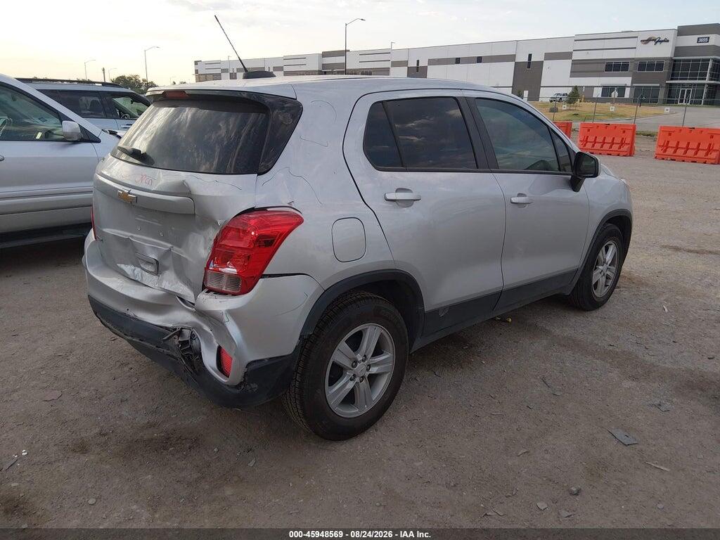 KL7CJKSB9MB301989 2021 CHEVROLET TRAX photo no. 4