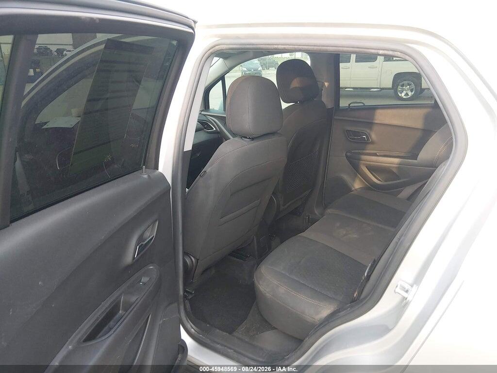 KL7CJKSB9MB301989 2021 CHEVROLET TRAX photo no. 8