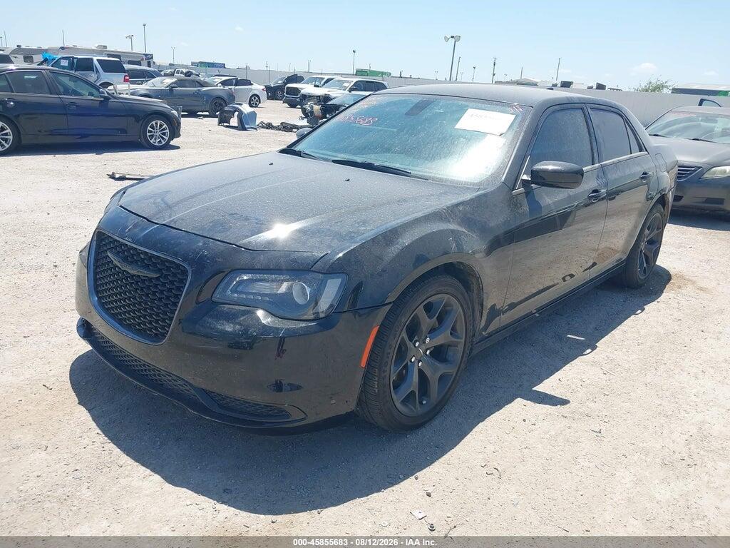 2C3CCAAG6MH592693 2021 CHRYSLER 300 photo no. 2