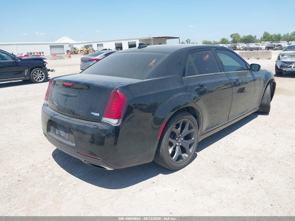 2C3CCAAG6MH592693 2021 CHRYSLER 300 photo no. 4