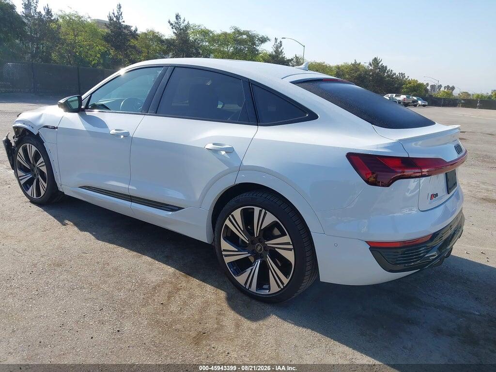 WA1DAAGE1RB024955 2024 AUDI Q8 E-TRON photo no. 3