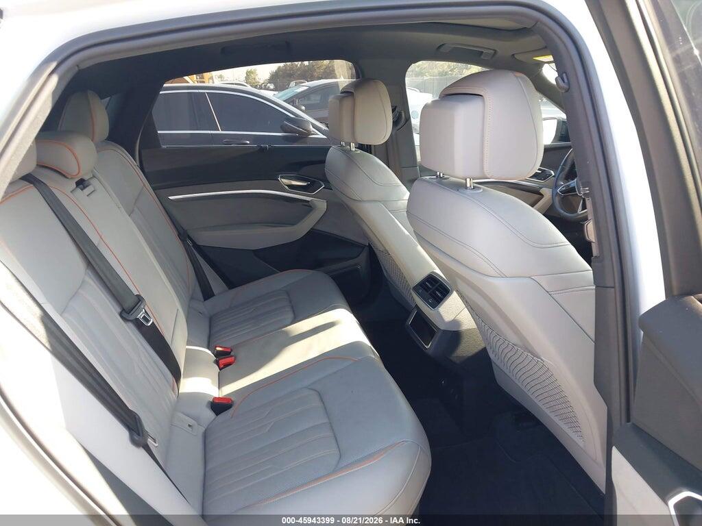 WA1DAAGE1RB024955 2024 AUDI Q8 E-TRON photo no. 8