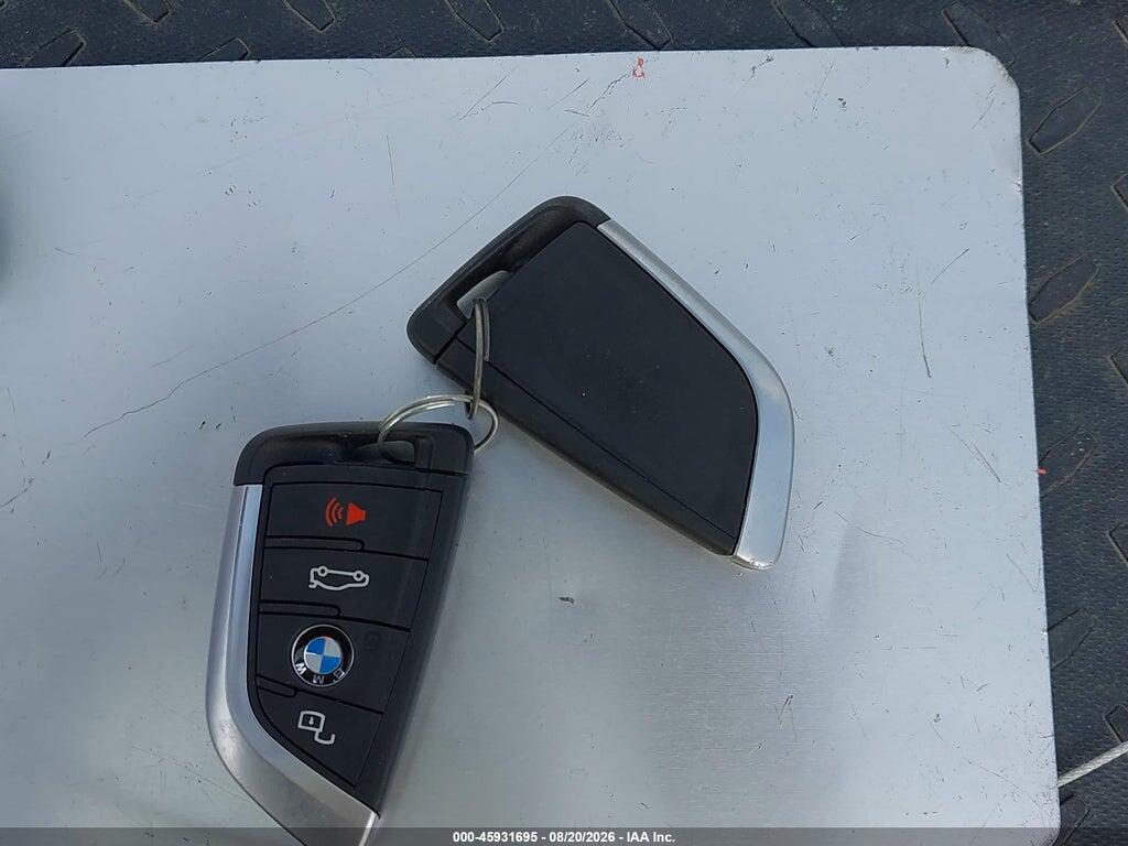 3MW89FF00P8D42709 2023 BMW 330I photo no. 11