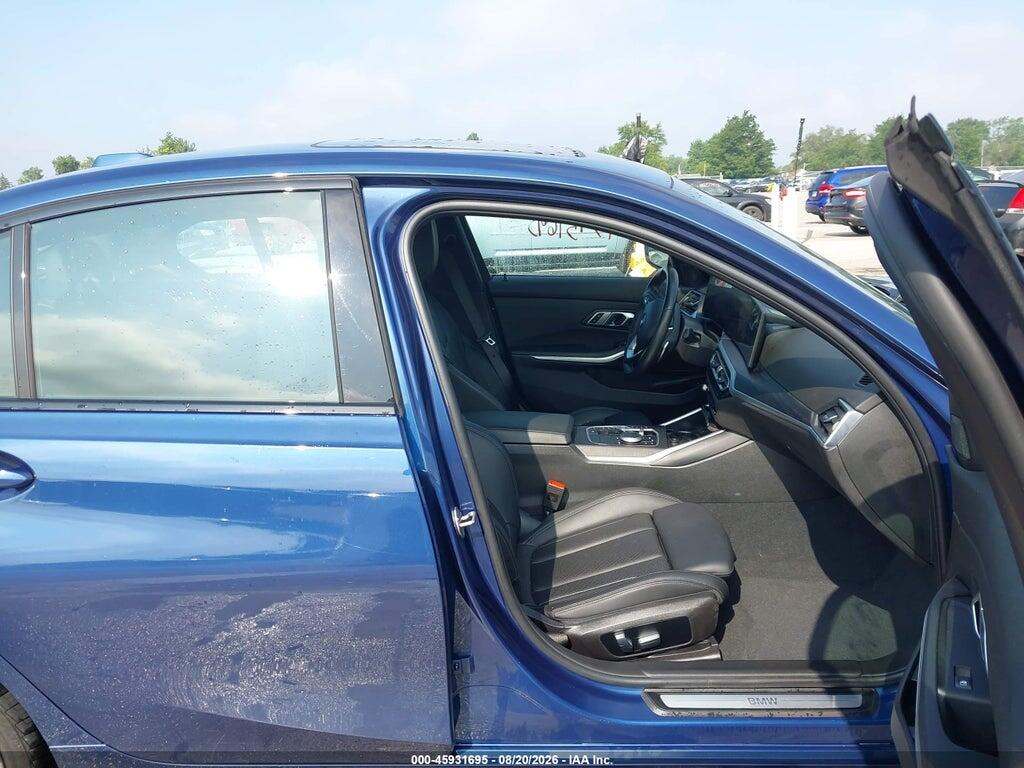 3MW89FF00P8D42709 2023 BMW 330I photo no. 5