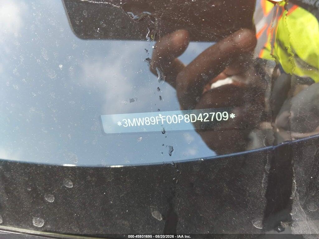 3MW89FF00P8D42709 2023 BMW 330I photo no. 9