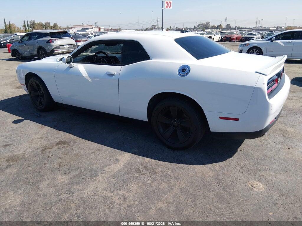 2C3CDZAG0MH542660 2021 DODGE CHALLENGER photo no. 3