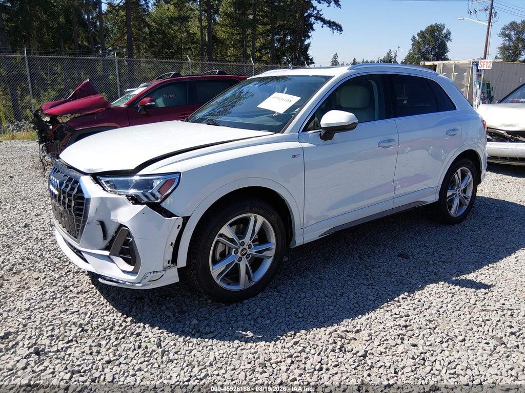 WA1EECF39N1123673 2022 AUDI Q3 photo no. 2