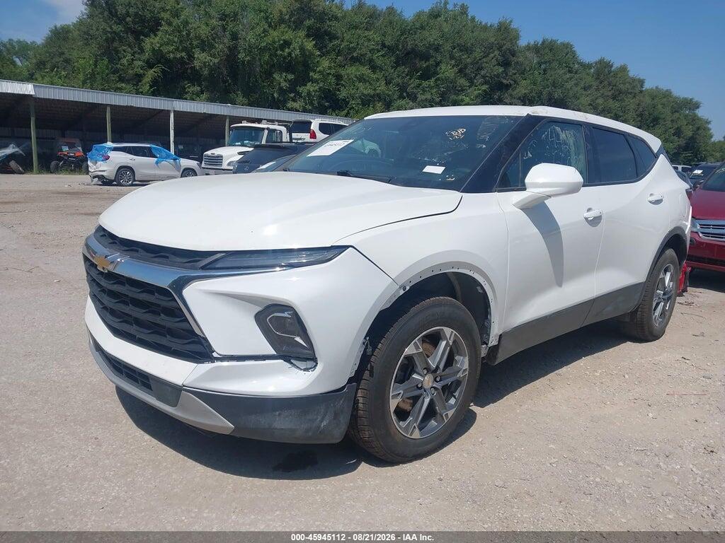 3GNKBCR47PS102335 2023 CHEVROLET BLAZER photo no. 2
