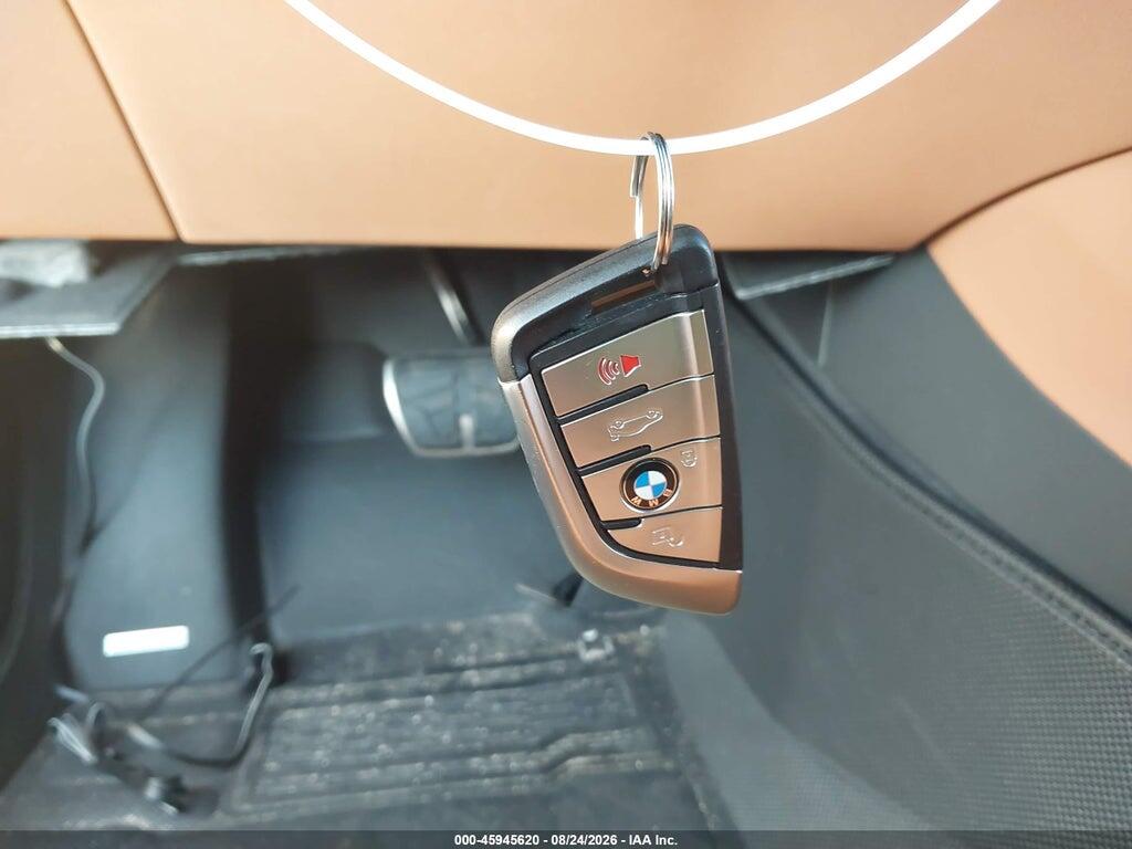 WBA13BK08NCL04264 2022 BMW M550 photo no. 11