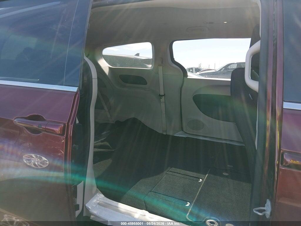 2C4RC1CG8PR613416 2023 CHRYSLER VOYAGER photo no. 8