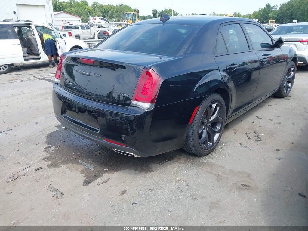 2C3CCAAG8PH707637 2023 CHRYSLER 300 photo no. 4