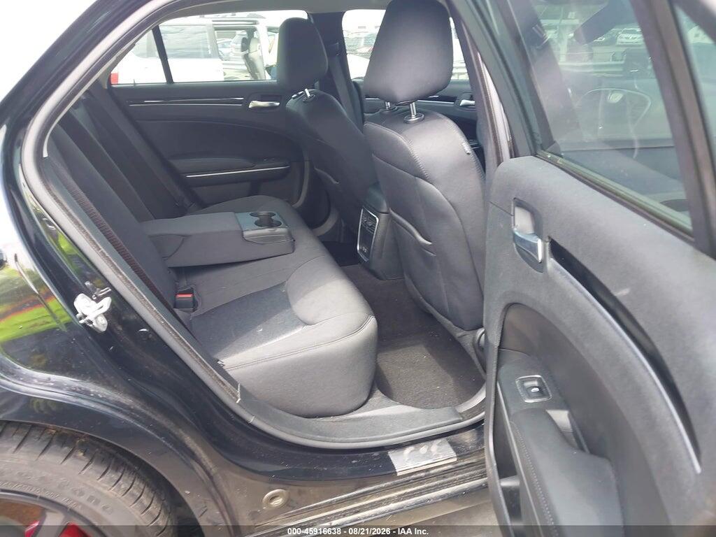 2C3CCAAG8PH707637 2023 CHRYSLER 300 photo no. 8