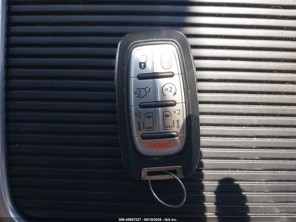 2C4RC1BG9PR535228 2023 CHRYSLER PACIFICA photo no. 11