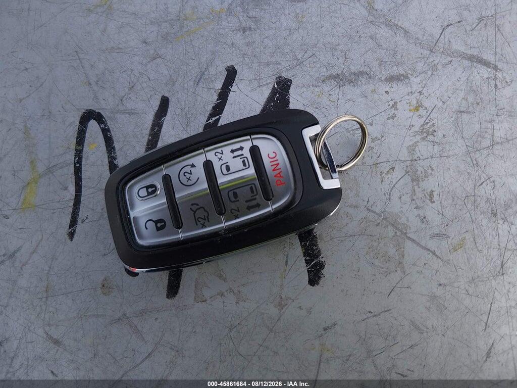 2C4RC1BG8PR516587 2023 CHRYSLER PACIFICA photo no. 11