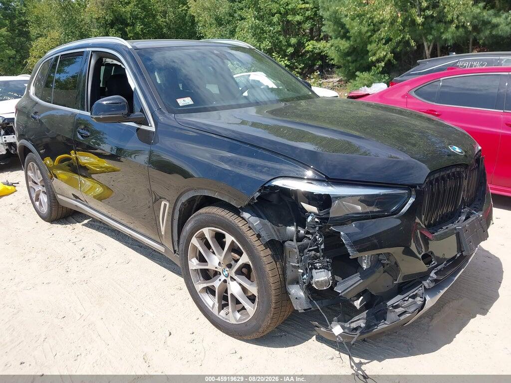 2022 BMW X5 5UXCR6C04N9K66365