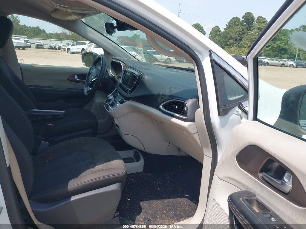 2C4RC1CG7PR519950 2023 CHRYSLER VOYAGER photo no. 5