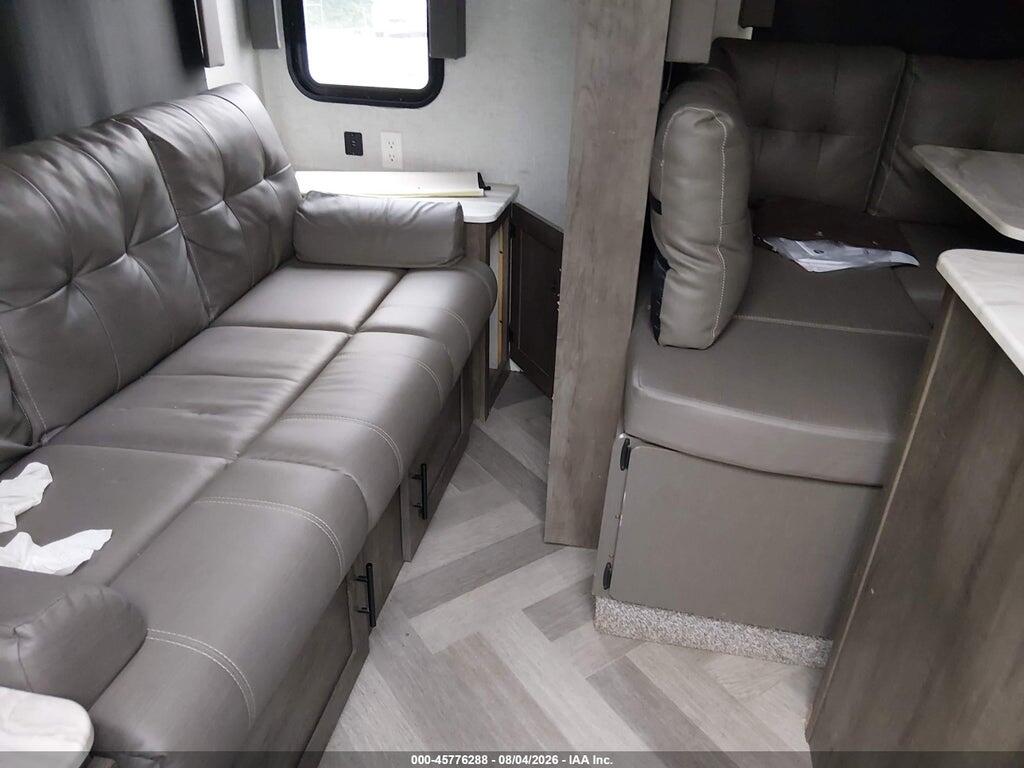 4X4TWDZ24M7368387 2021 FORESTER TRAVEL TRLR photo no. 5