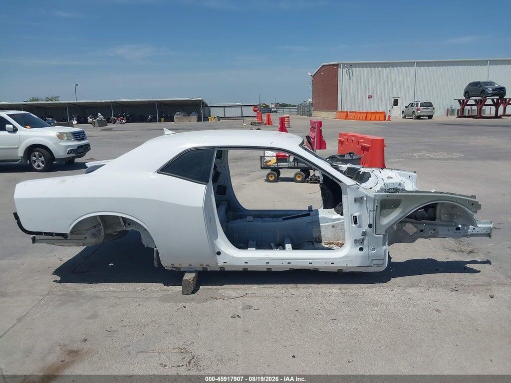 2C3CDZC90PH679388 2023 DODGE CHALLENGER photo no. 12