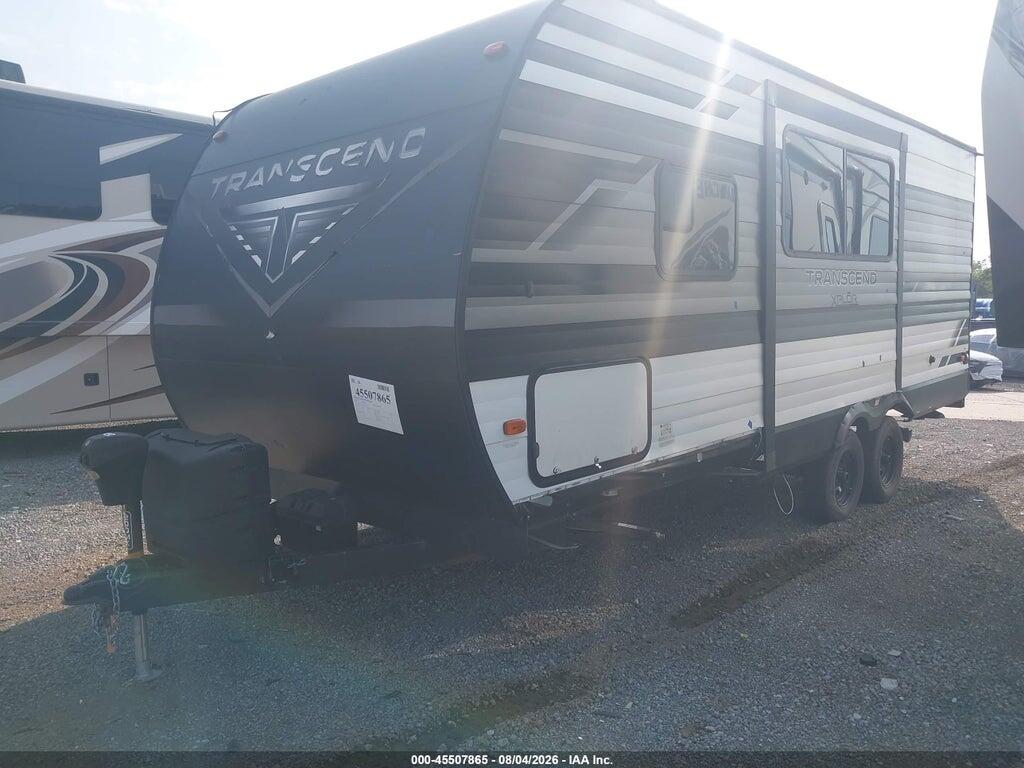 573TT2723M8813422 2021 GRAND DESIGN TRANSCEND photo no. 2
