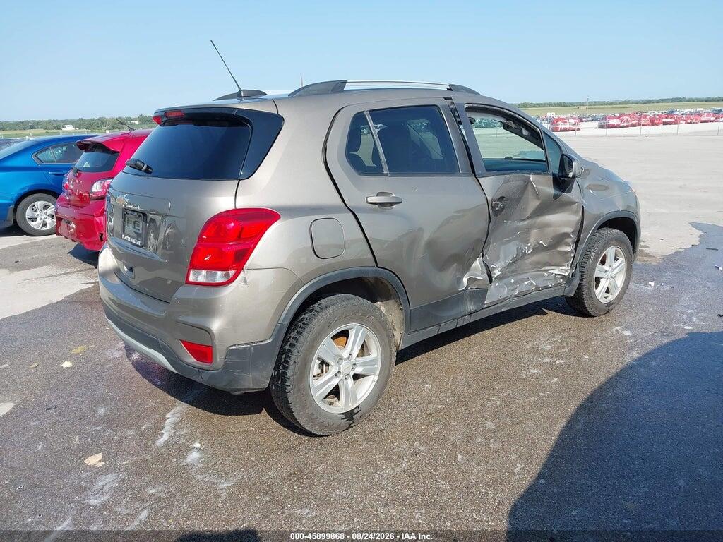 KL7CJPSM2NB567693 2022 CHEVROLET TRAX photo no. 4