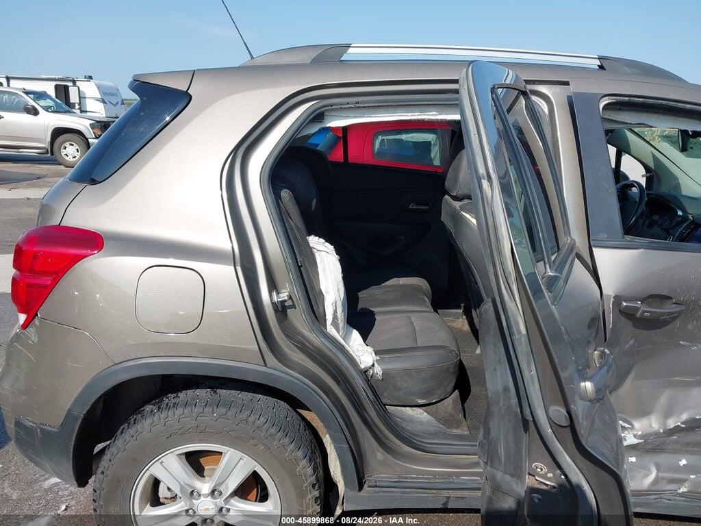 KL7CJPSM2NB567693 2022 CHEVROLET TRAX photo no. 8