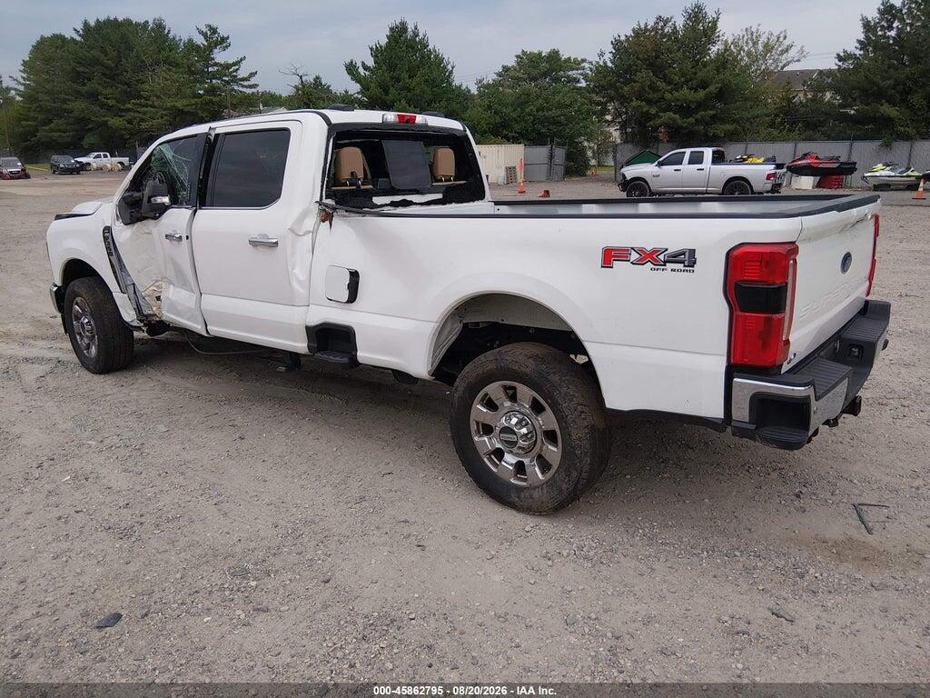 1FT8W3BT7PEC39746 2023 FORD F-350 photo no. 3