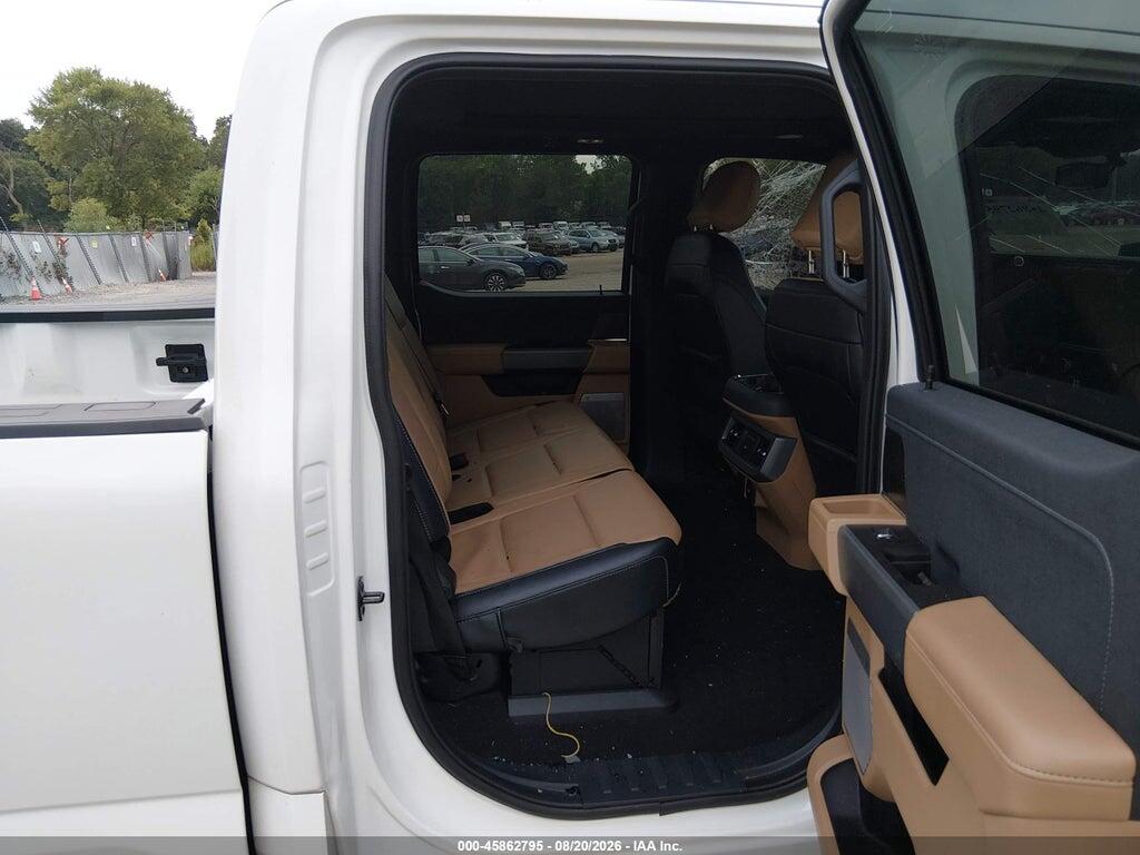 1FT8W3BT7PEC39746 2023 FORD F-350 photo no. 7