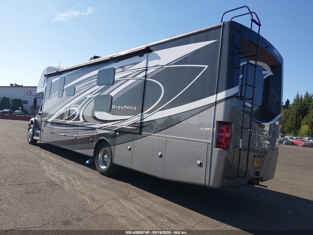 4UZADVFC9PCUK3199 2023 FREIGHTLINER CHASSIS photo no. 3