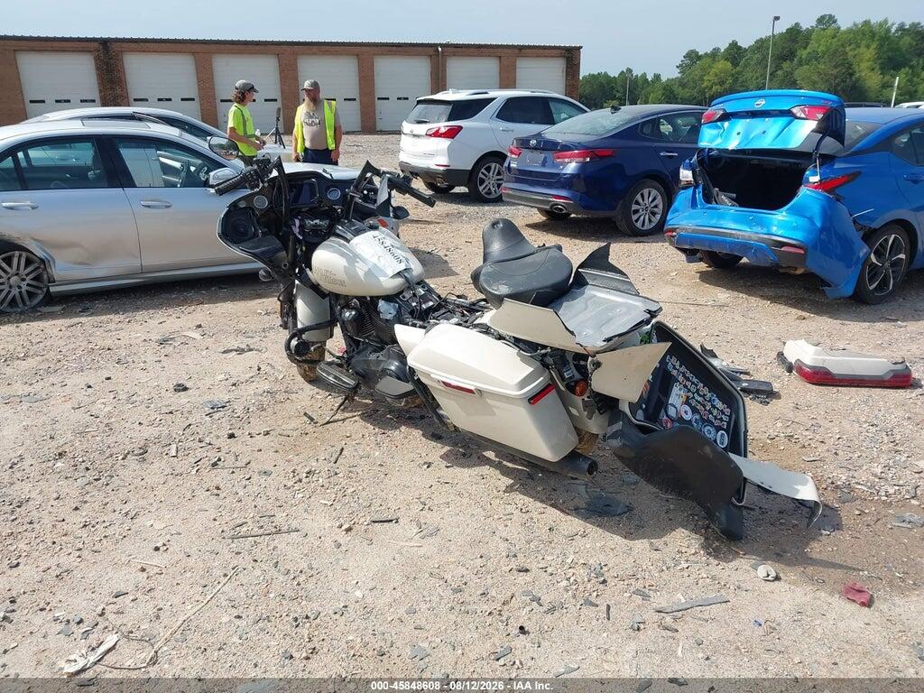 1HD1ACL11PB634034 2023 HARLEY-DAVIDSON FLTRXST photo no. 3