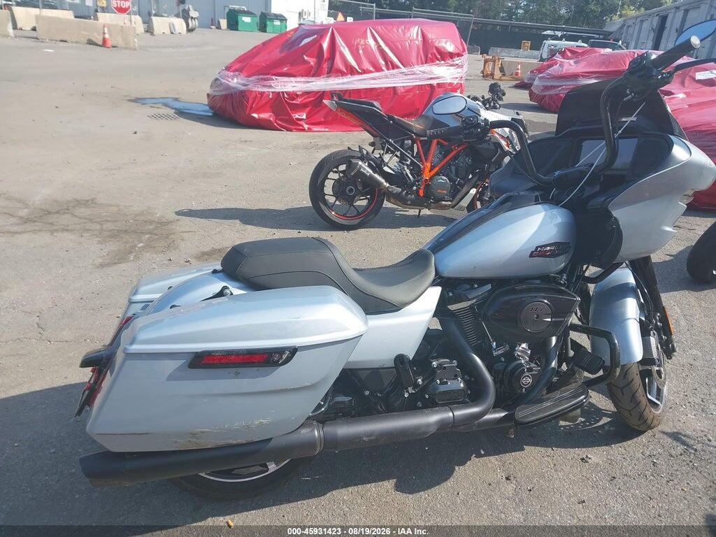 1HD1KH71XRB637358 2024 HARLEY-DAVIDSON FLTRX photo no. 12