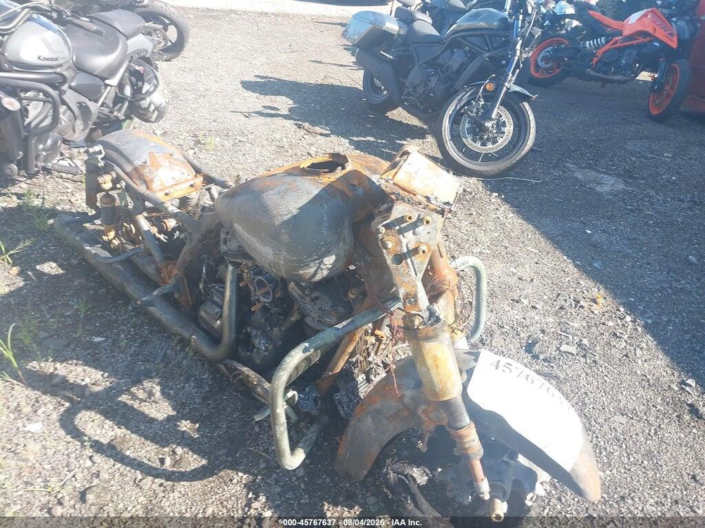 2023 HARLEY-DAVIDSON FLHX 1HD1KBC10PB662477