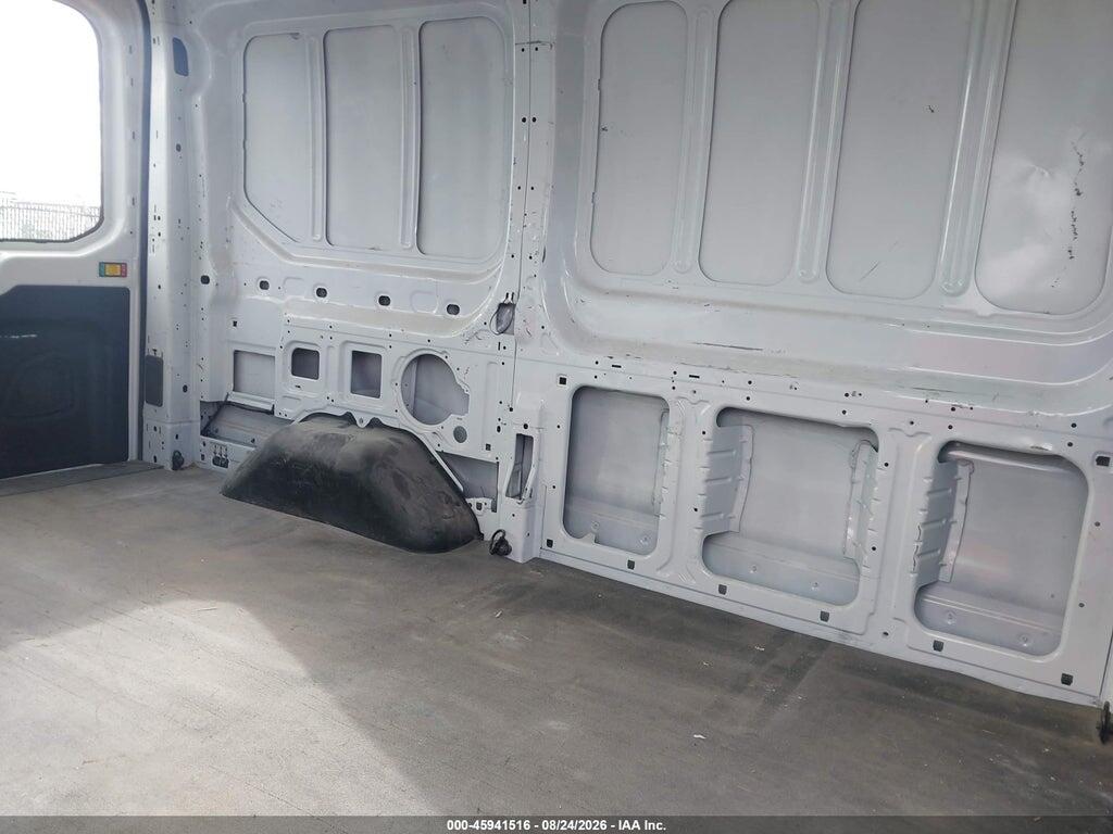 1FTYE2C88NKA08568 2022 FORD TRANSIT-150 photo no. 8
