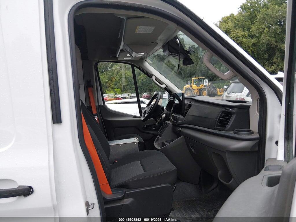 1FTBR1C8XNKA83633 2022 FORD TRANSIT-250 photo no. 5