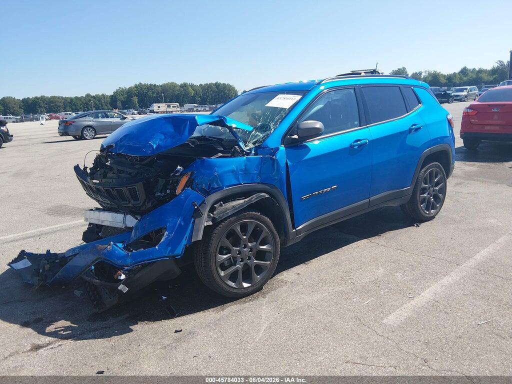 3C4NJDEB8MT532612 2021 JEEP COMPASS photo no. 2