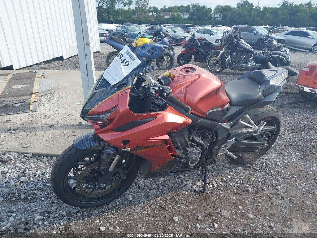 MLHRH0155P5400611 2023 HONDA CBR650 photo no. 2