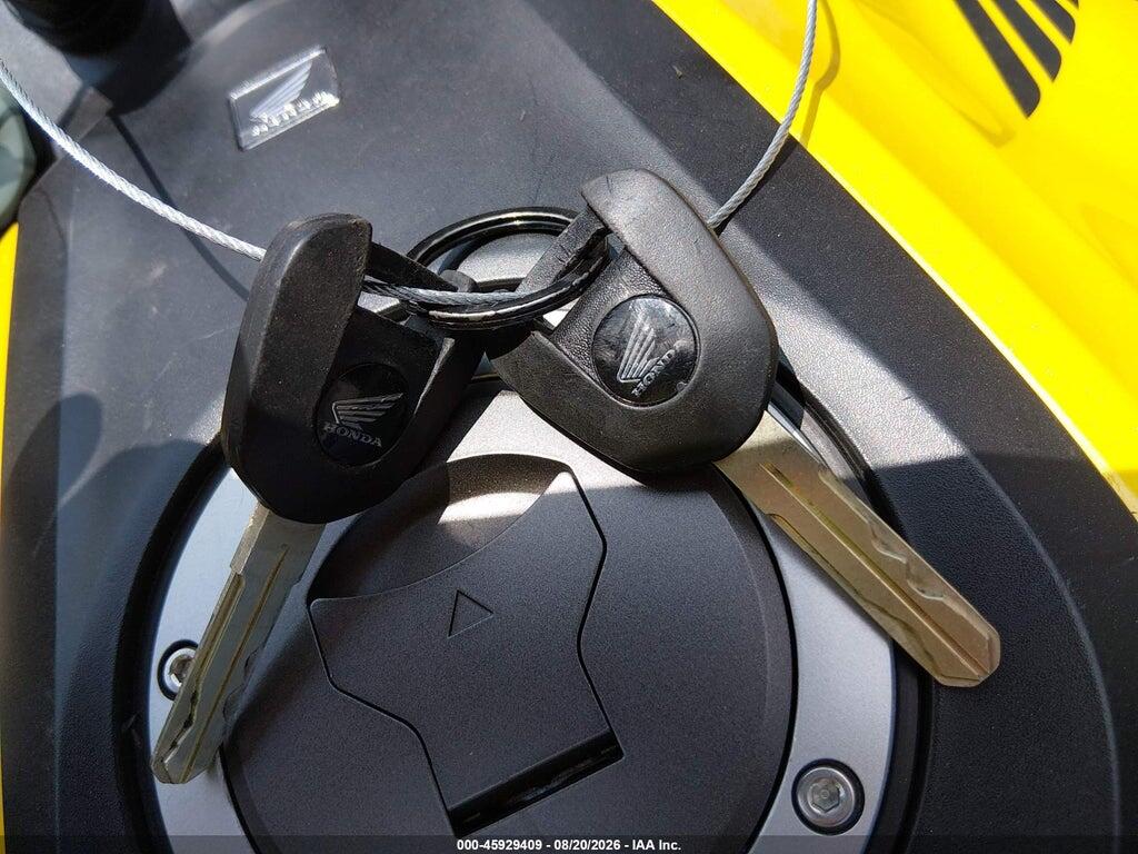 MLHNC5552R5401464 2024 HONDA CBF300 photo no. 11